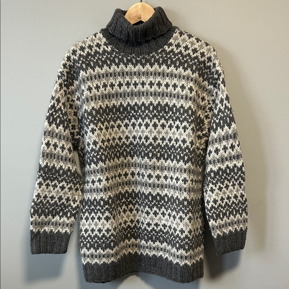 Banana Republic Women’s Wool Chunky Knit Turtleneck Sweater